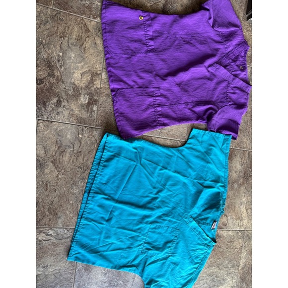 Huge lot of women's uniform scrubs size small 15 pieces Nursing healthcare vet - Picture 7 of 10